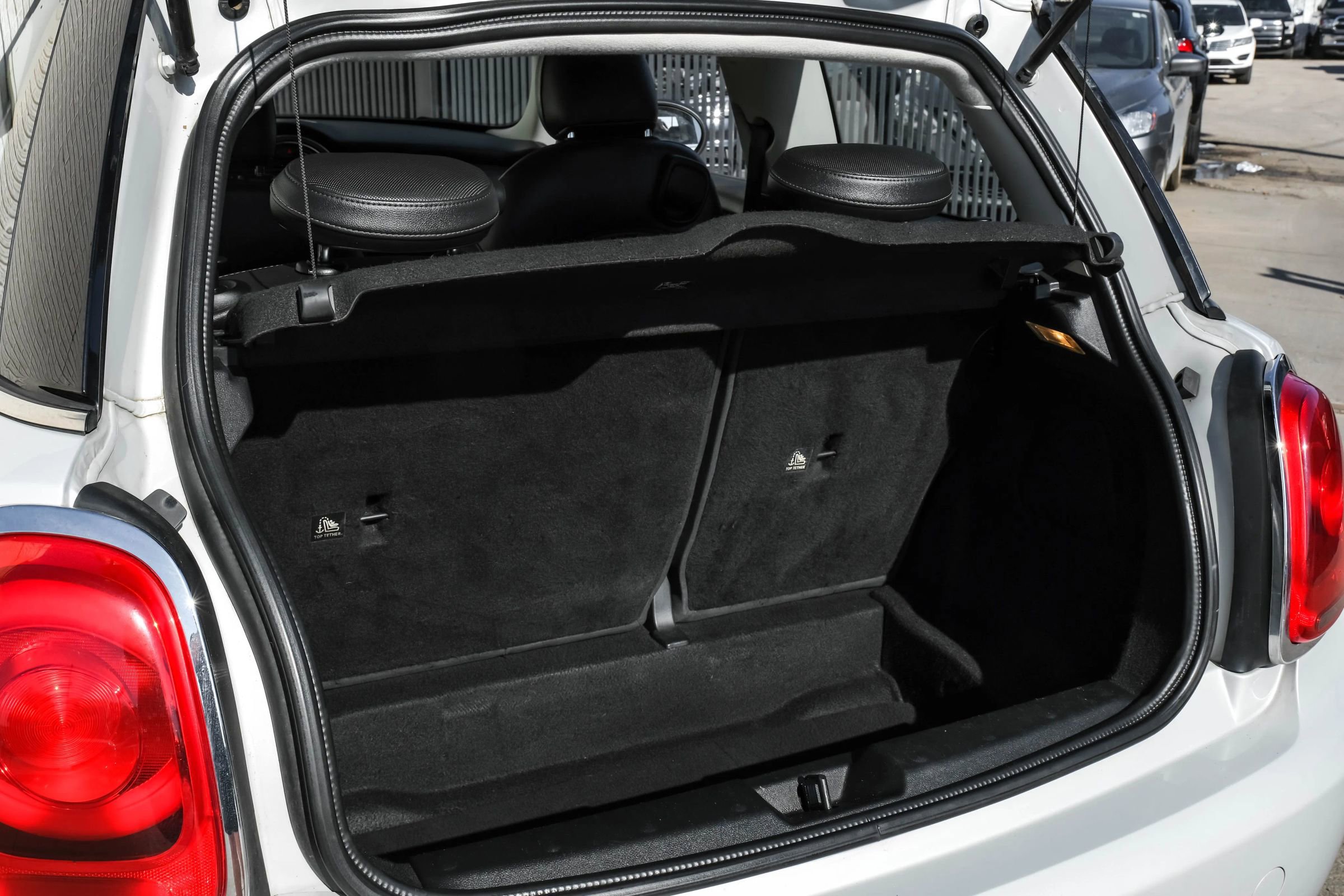 Used 2014 MINI Cooper 2-Door Hardtop image 43