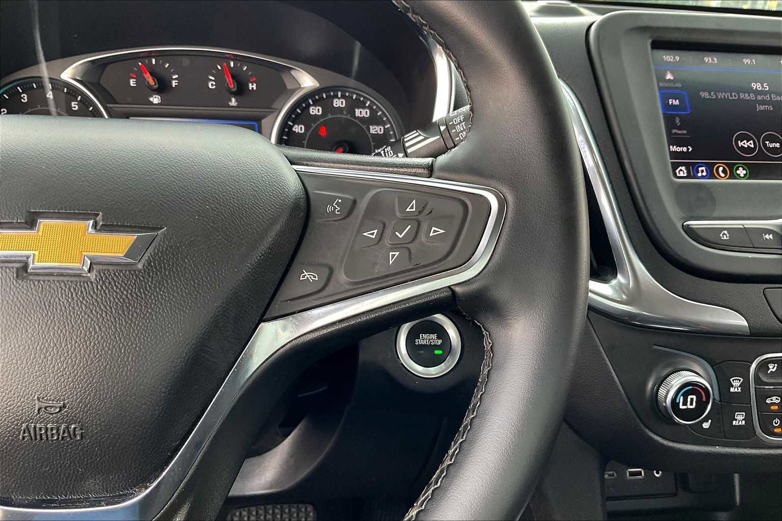 Used 2024 Chevrolet Equinox LT image 43