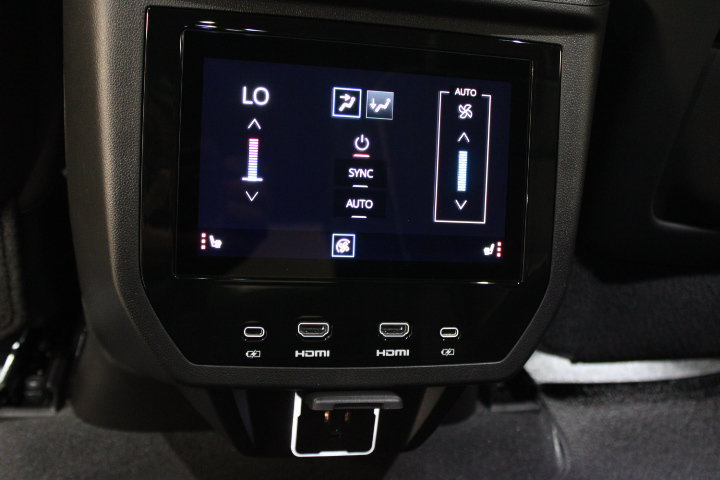 New 2026 GMC Yukon XL AT4 Ultimate AWD/4WD image 51