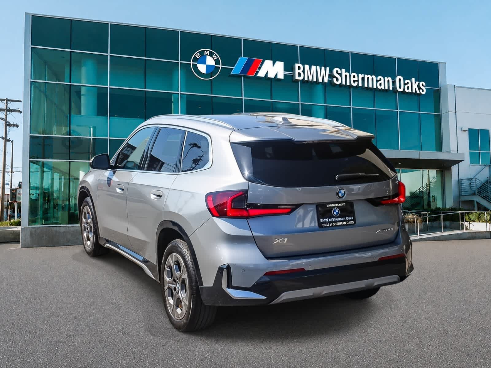 Used 2023 BMW X1 xDrive28i w/ Convenience Package AWD/4WD image 6