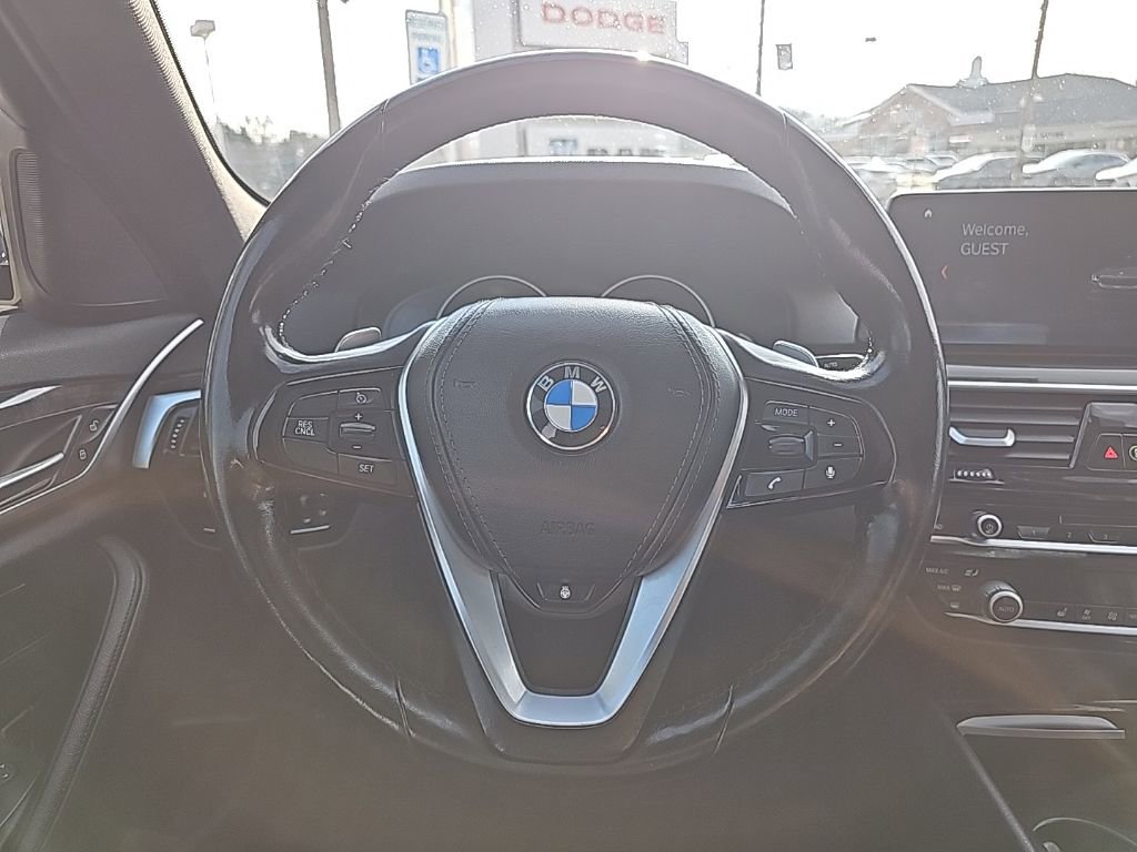 Used 2018 BMW 530i xDrive w/ Premium Package image 24