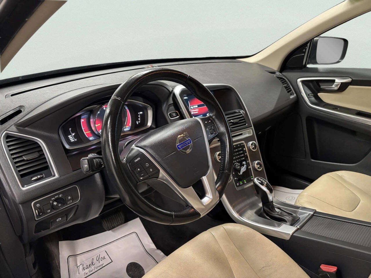 Used 2016 Volvo XC60 T6 w/ Proximity Package AWD/4WD image 11