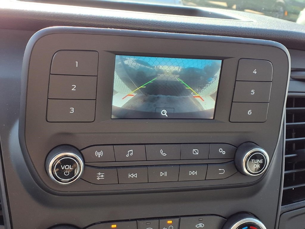 Used 2025 Ford Transit 150 Low Roof RWD image 7