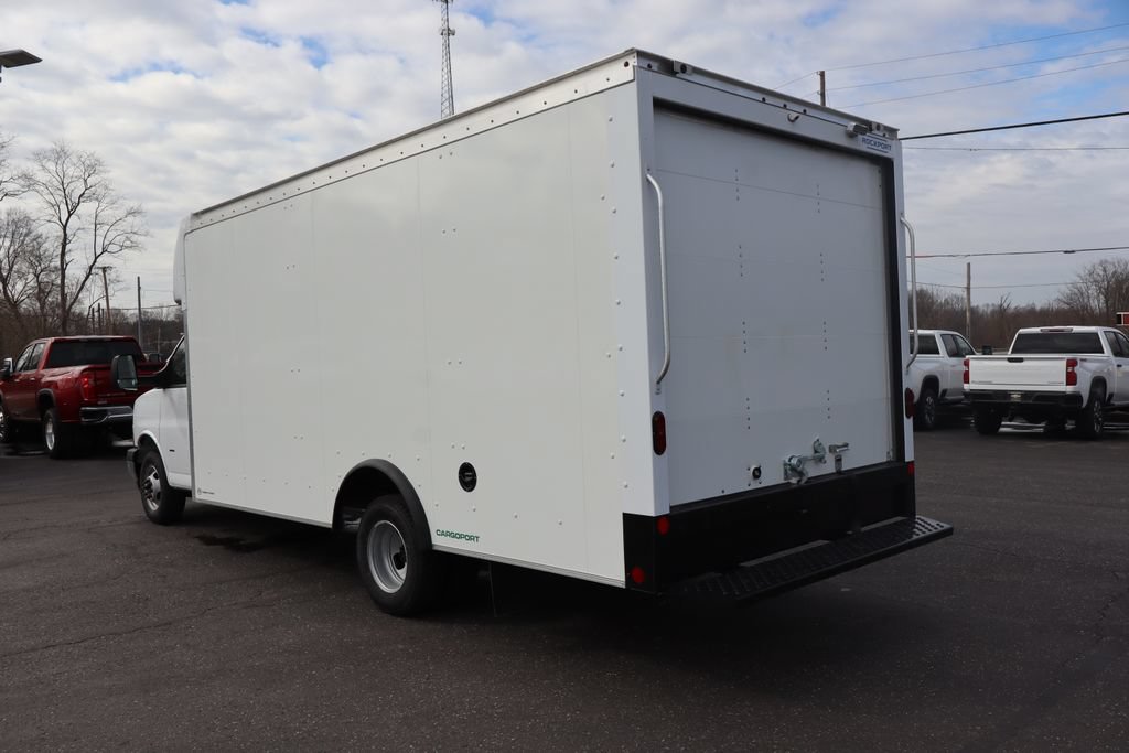 New 2026 Chevrolet Express 3500 w/ Power Convenience Package RWD image 3