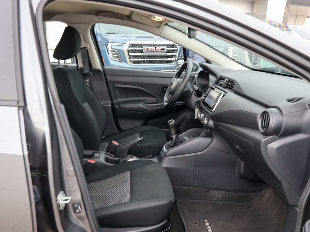 Used 2024 Nissan Versa S FWD image 21