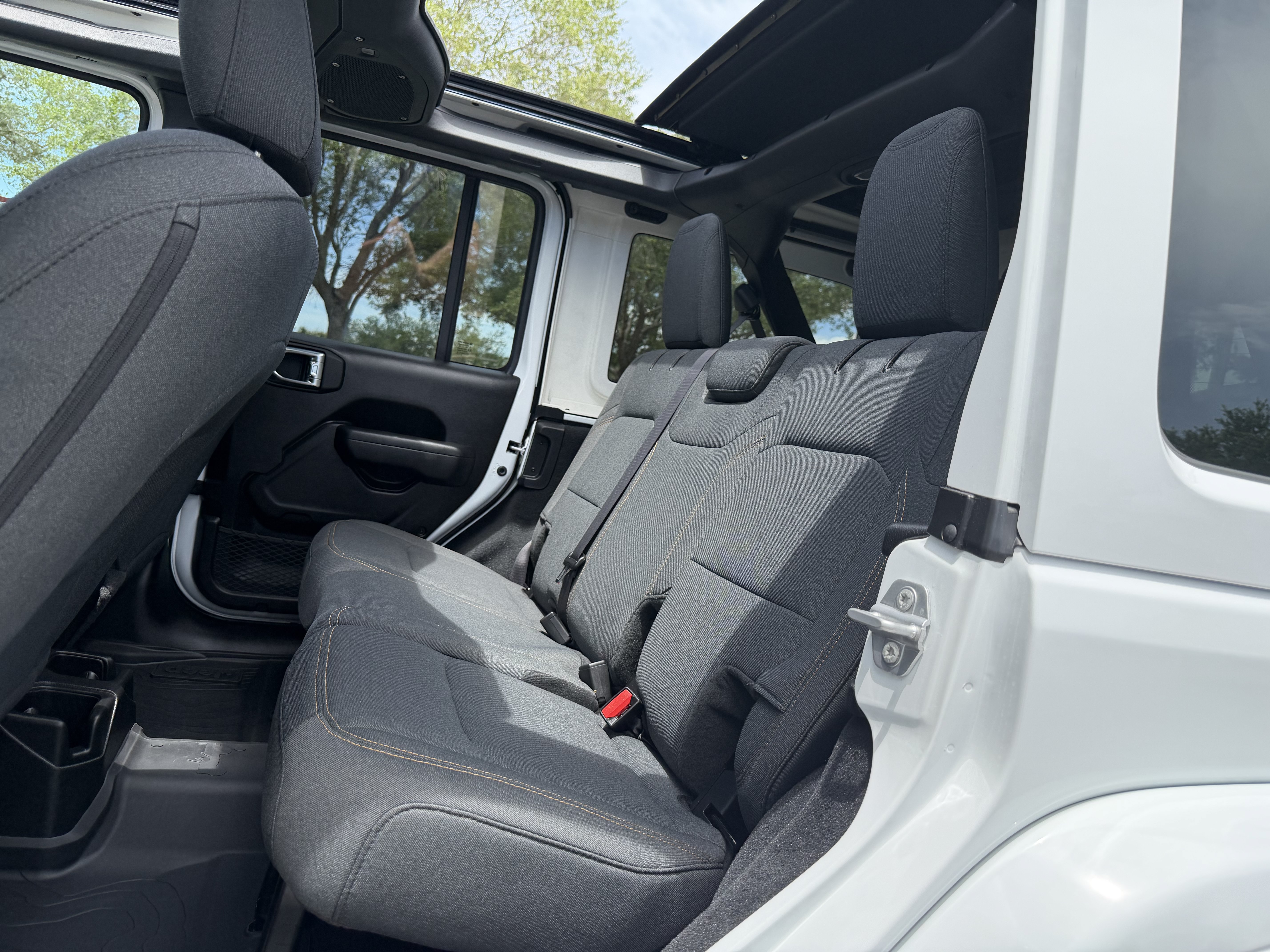 Used 2026 Jeep Wrangler Unlimited Sport AWD/4WD image 27