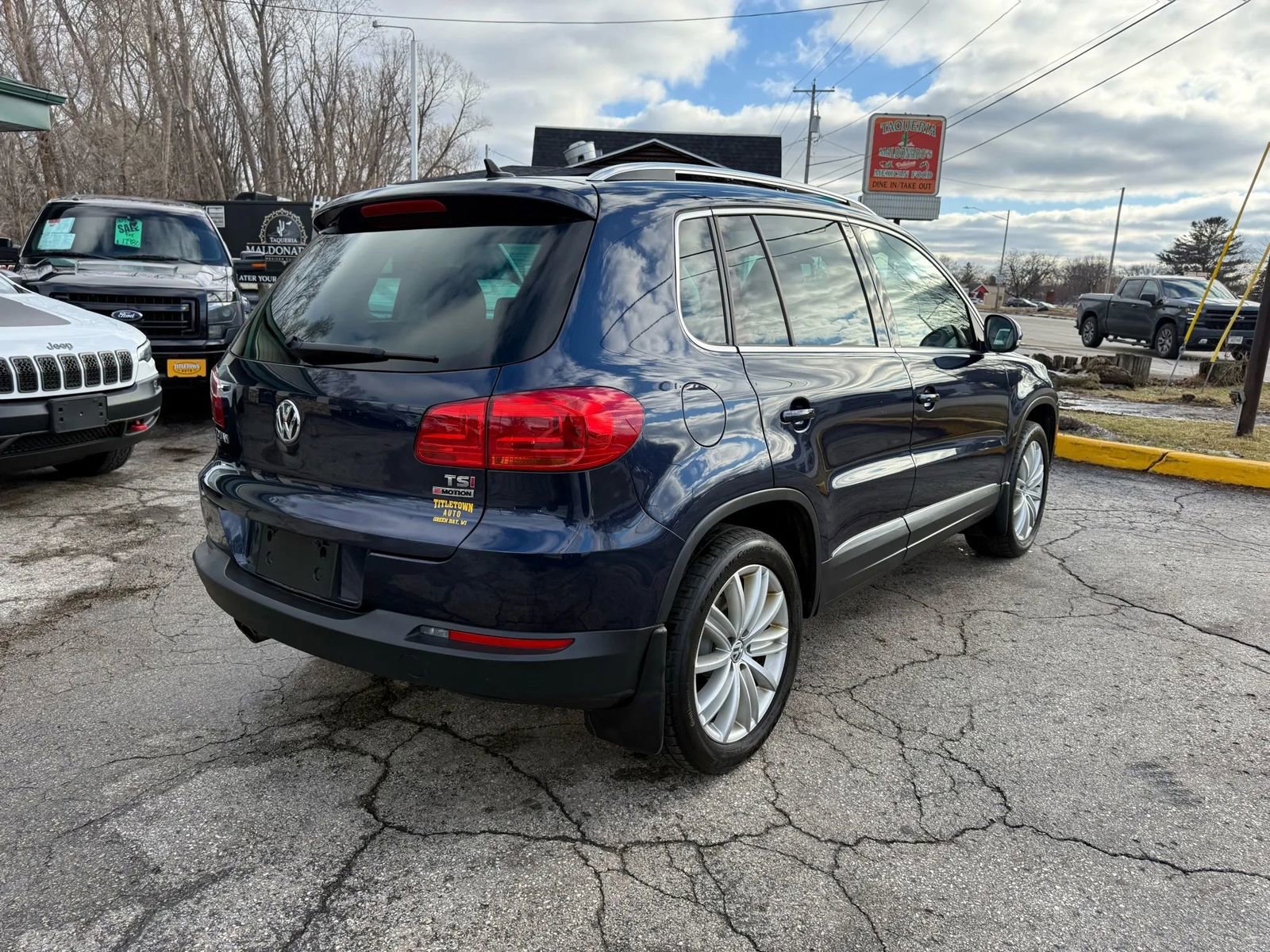 Used 2016 Volkswagen Tiguan SE image 5