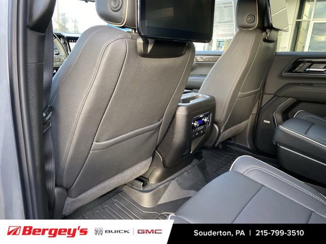 New 2026 GMC Yukon Elevation w/ Elevation Premium Package AWD/4WD image 24
