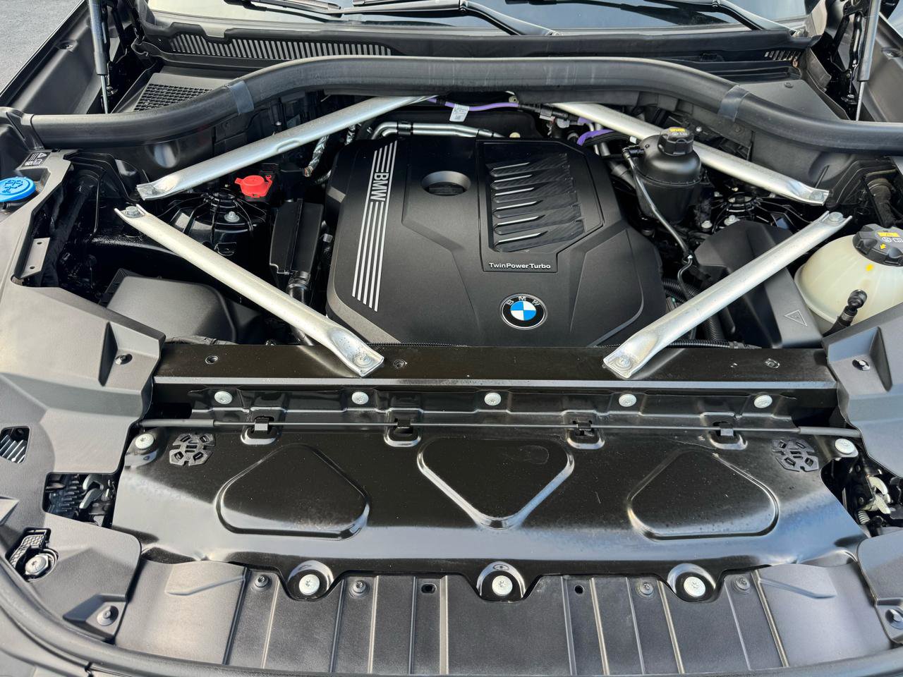 Used 2021 BMW X5 xDrive40i w/ Convenience Package AWD/4WD image 21