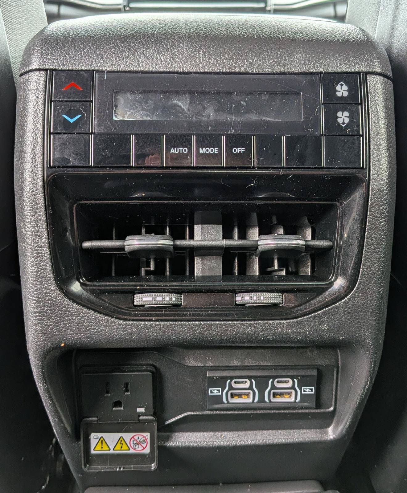 Used 2021 Jeep Grand Cherokee L Laredo AWD/4WD image 22
