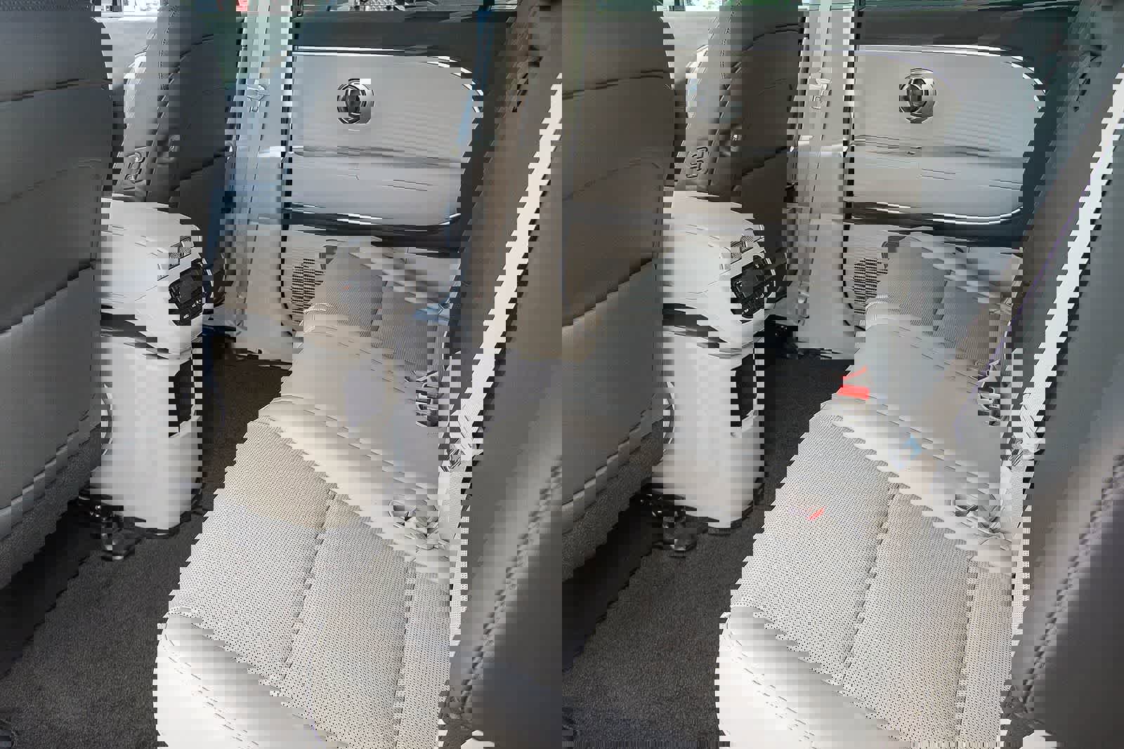 New 2026 Hyundai Ioniq 9 SEL image 21