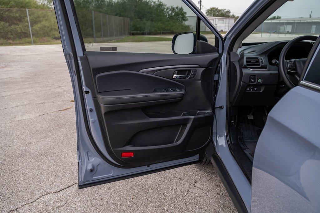 Used 2024 Honda Ridgeline RTL image 10