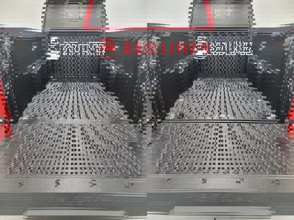 Certified 2025 Toyota Tacoma SR5 image 28