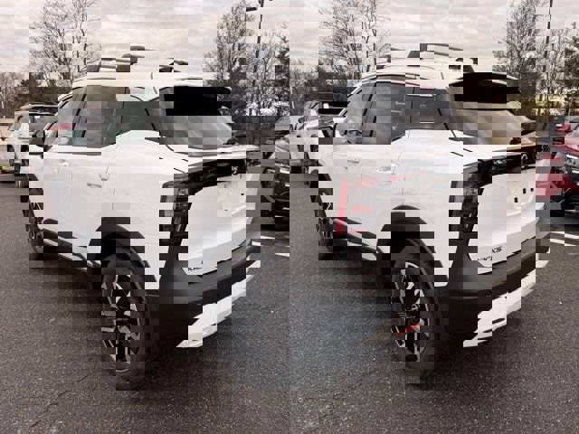 New 2026 Nissan Kicks SV w/ Cold Weather Package image 7