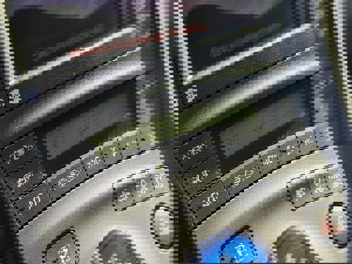 Used 2011 Toyota Prius Three image 27