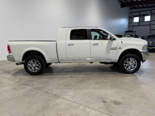 Used 2016 RAM 3500 Laramie Longhorn image 7