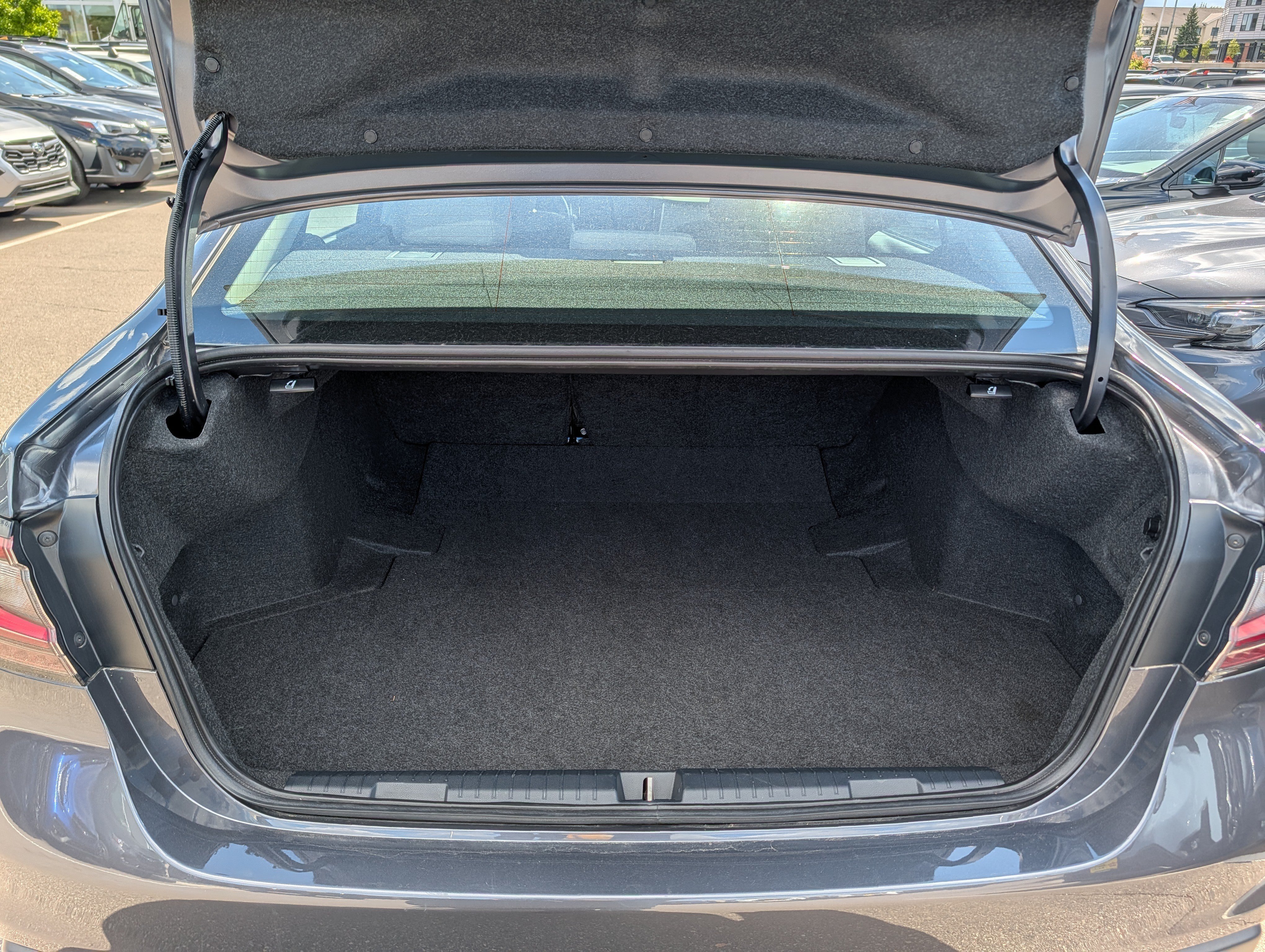 Used 2025 Subaru Legacy Premium AWD/4WD image 18
