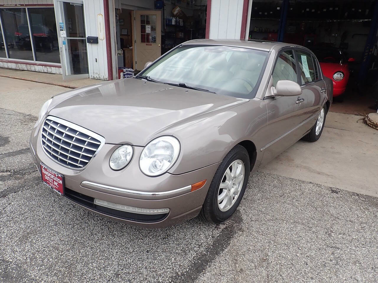 Used 2007 Kia Amanti w/ Leather Pkg image 2