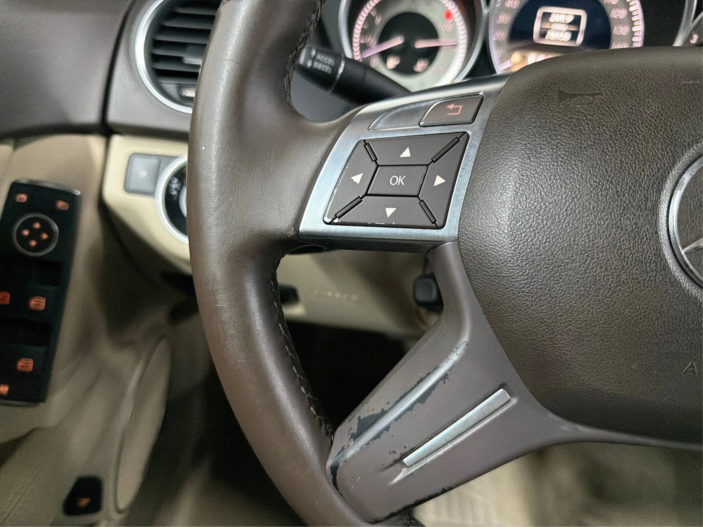 Used 2012 Mercedes-Benz C 300 4MATIC Sedan w/ Multimedia Pkg image 25