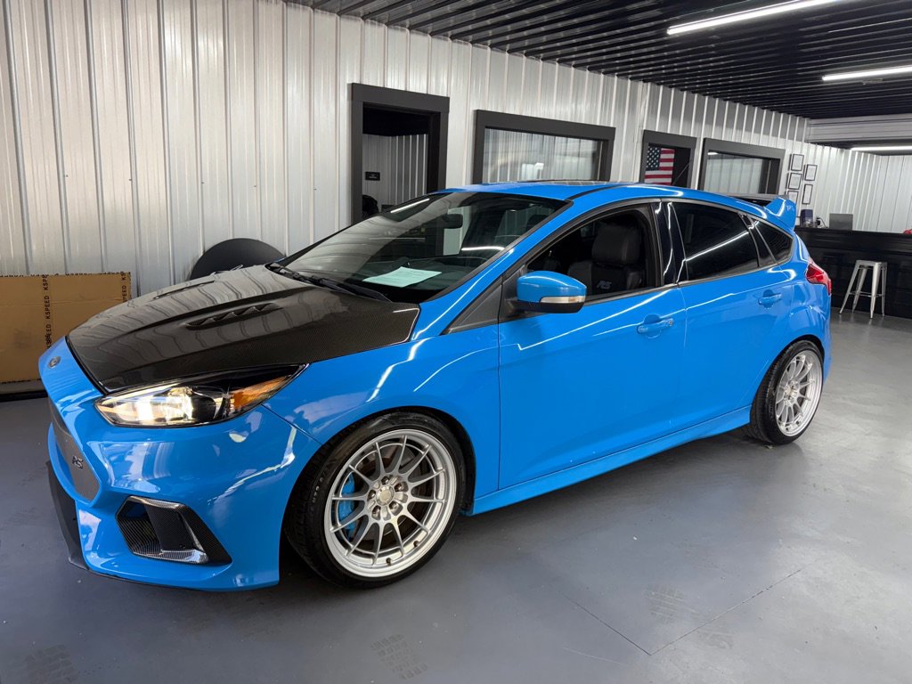 Used 2017 Ford Focus RS AWD/4WD image 23
