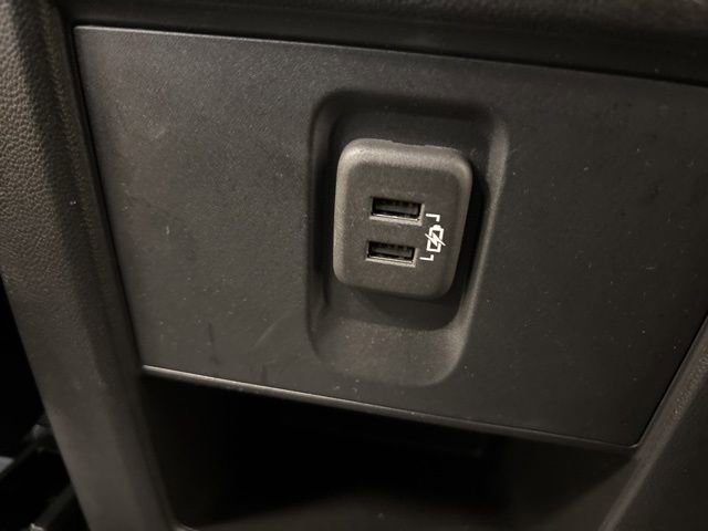 Used 2023 Chevrolet Traverse LT image 19