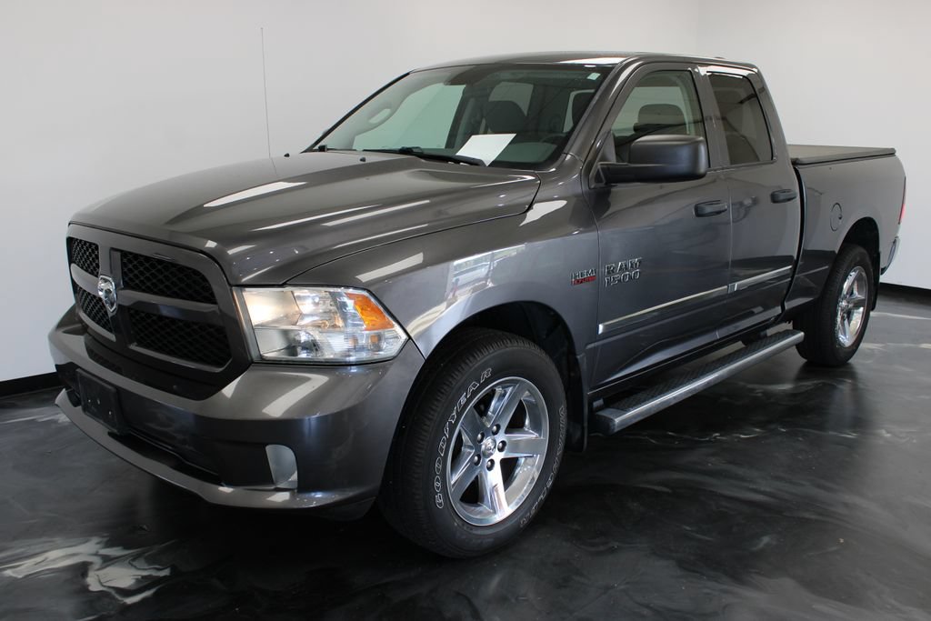 Used 2017 RAM 1500 Express AWD/4WD image 5