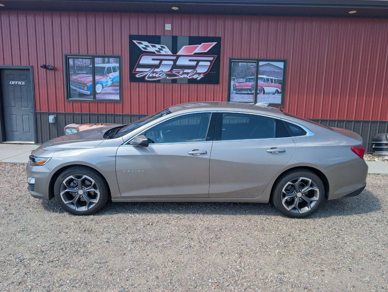 Used 2023 Chevrolet Malibu LT w/ Driver Confidence Package image 1