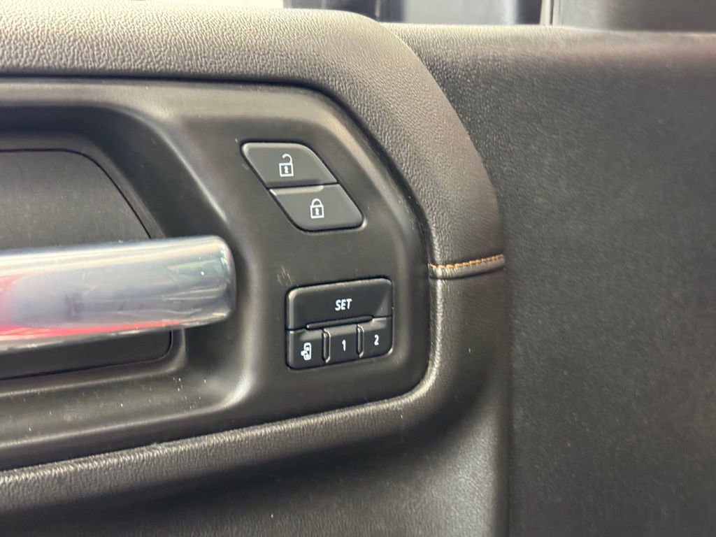 Used 2023 GMC Sierra 2500 AT4 w/ AT4 Preferred Package AWD/4WD image 10
