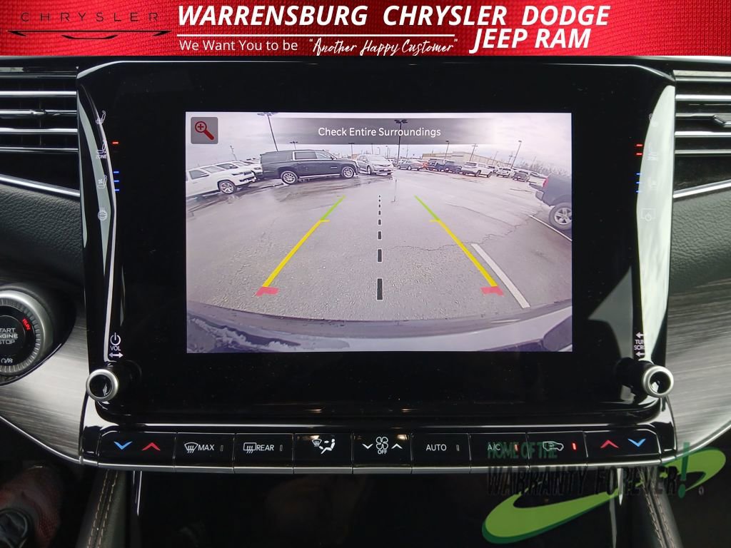 Used 2024 Jeep Wagoneer Series II w/ Flexible Seating Group AWD/4WD image 25