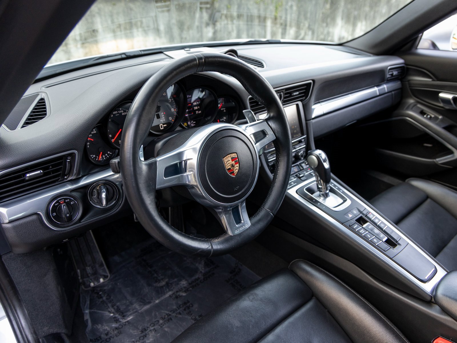 Used 2014 Porsche 911 Carrera 4S image 4