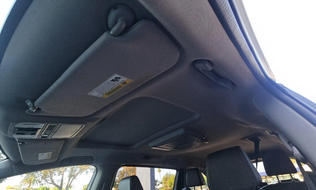 Used 2018 Honda Odyssey Elite image 8