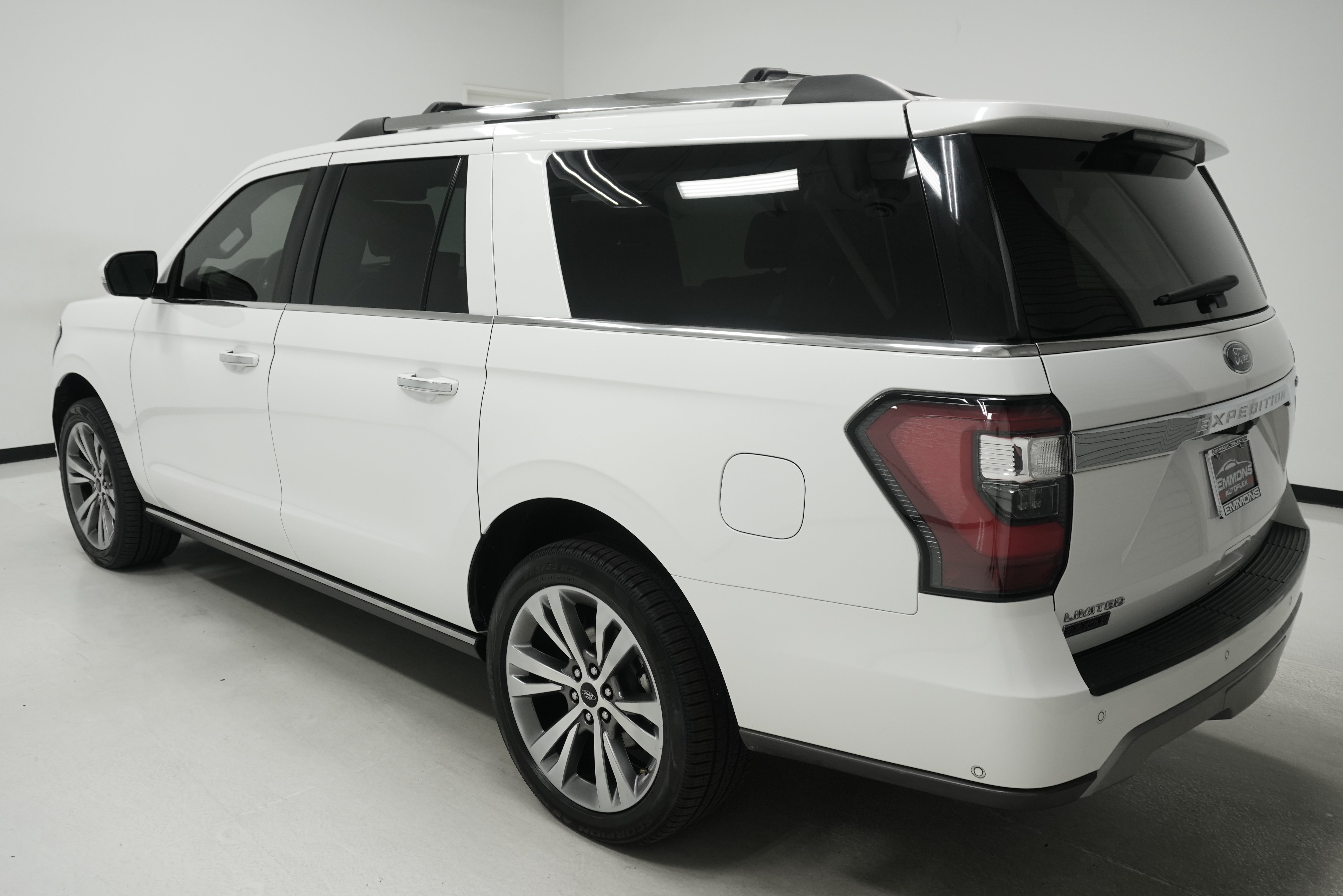 Used 2020 Ford Expedition Max Limited RWD image 5