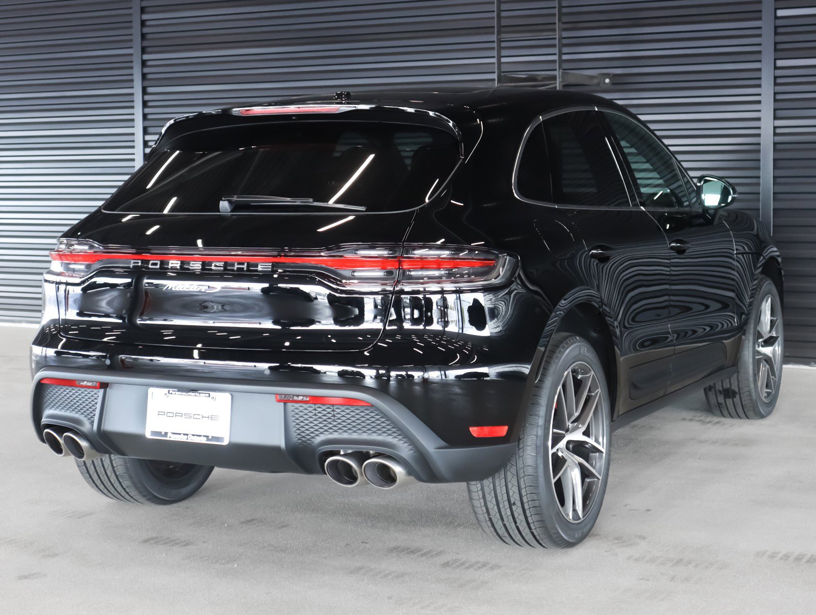 New 2026 Porsche Macan S image 10