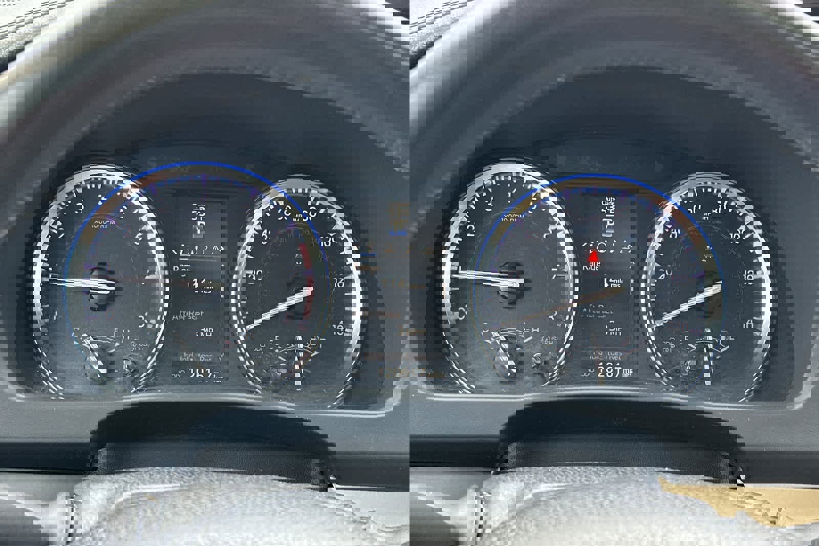 Used 2015 Toyota Highlander XLE image 26