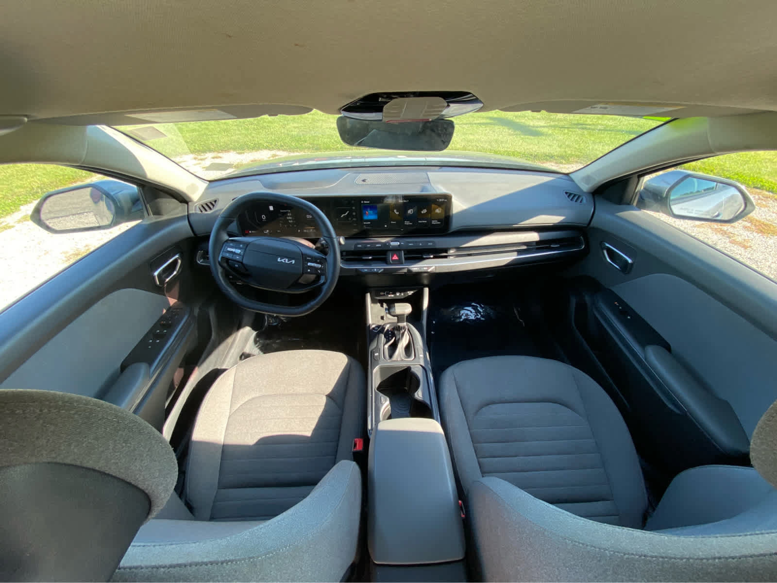 Used 2025 Kia K4 EX FWD image 23