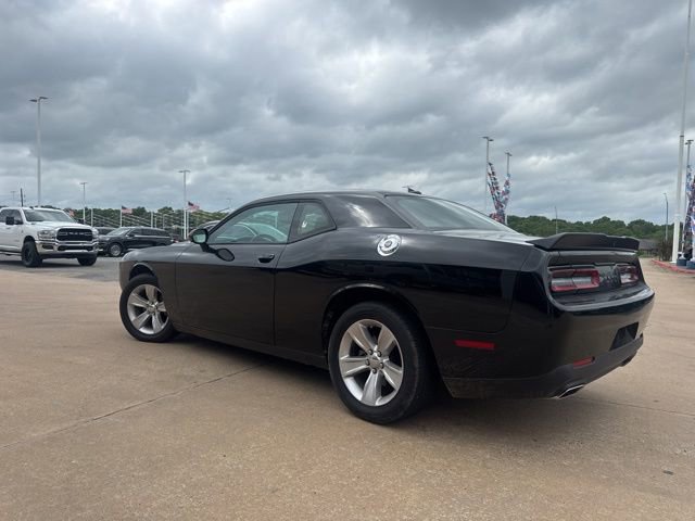 Used 2023 Dodge Challenger SXT RWD image 11