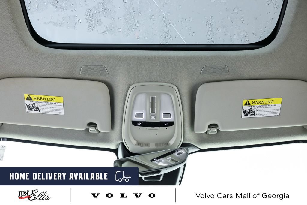 Certified 2023 Volvo XC40 B5 Plus w/ Protection Package Premier image 19