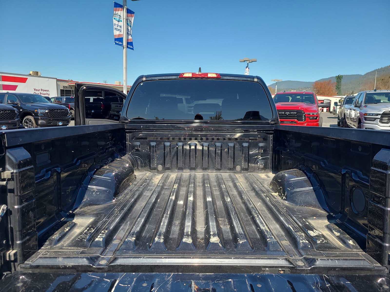 Used 2022 Nissan Frontier S w/ Technology Package image 27