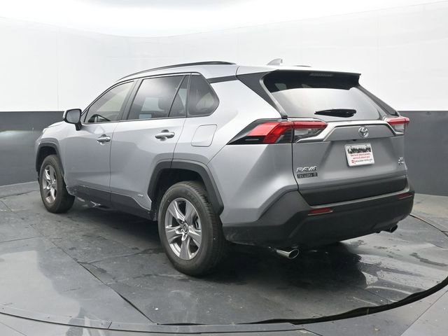 Used 2025 Toyota RAV4 XLE image 3