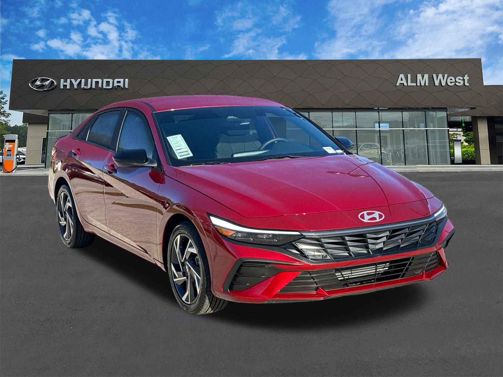 Used 2025 Hyundai Elantra Sport FWD image 3