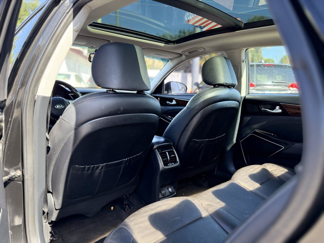 Used 2017 Kia Cadenza Technology FWD image 11