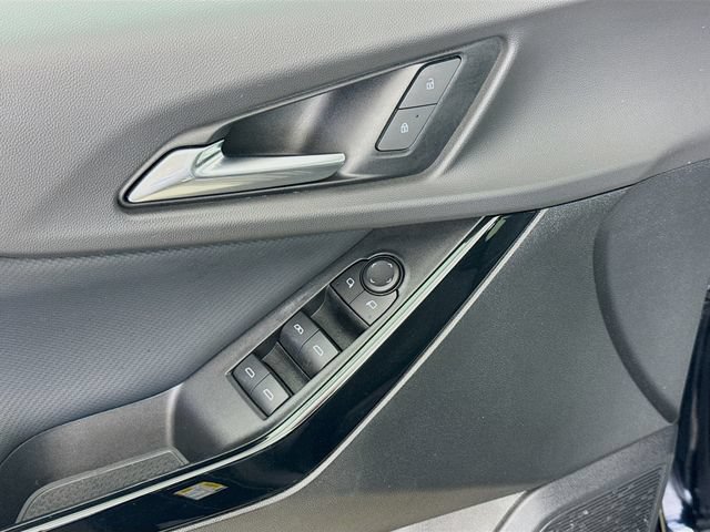 Used 2025 Chevrolet Equinox LT FWD image 19
