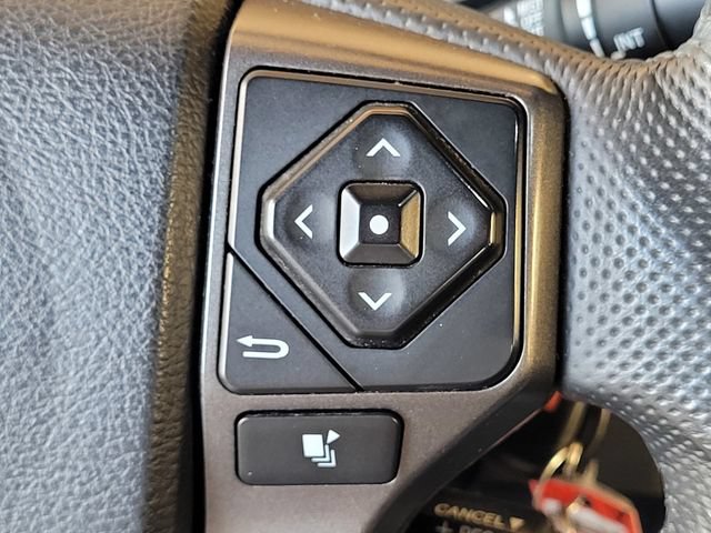 Certified 2017 Toyota Tacoma TRD Sport w/ Premium & Technology Package AWD/4WD image 31