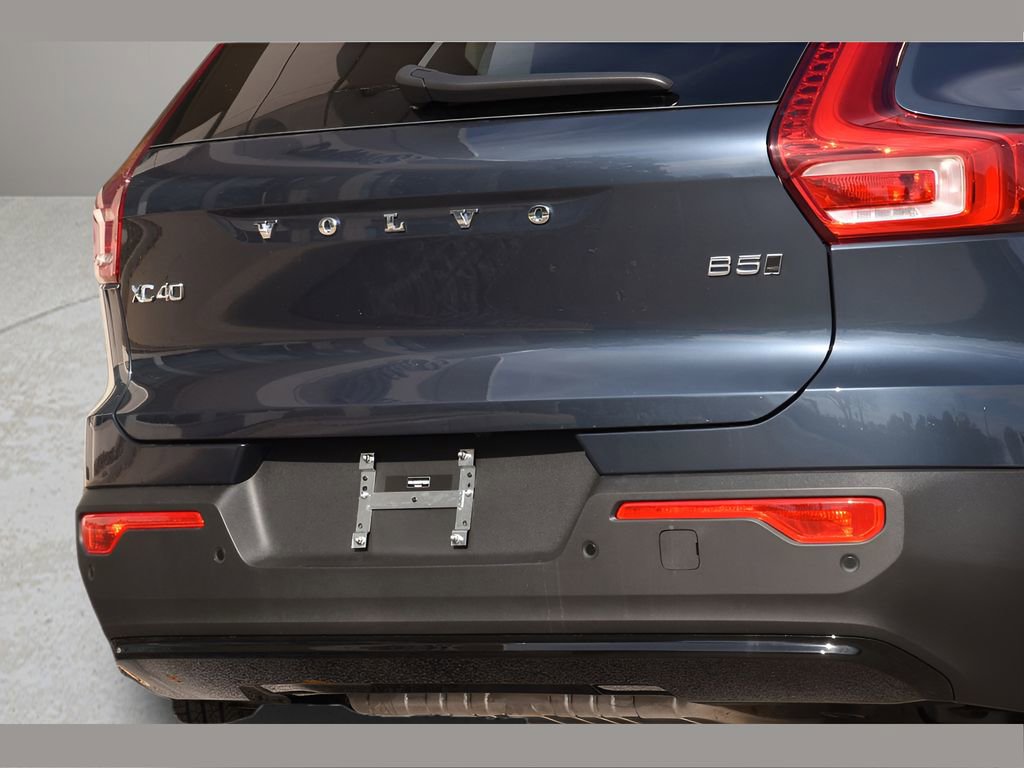 New 2026 Volvo XC40 B5 Ultra w/ Protection Package Premier image 36
