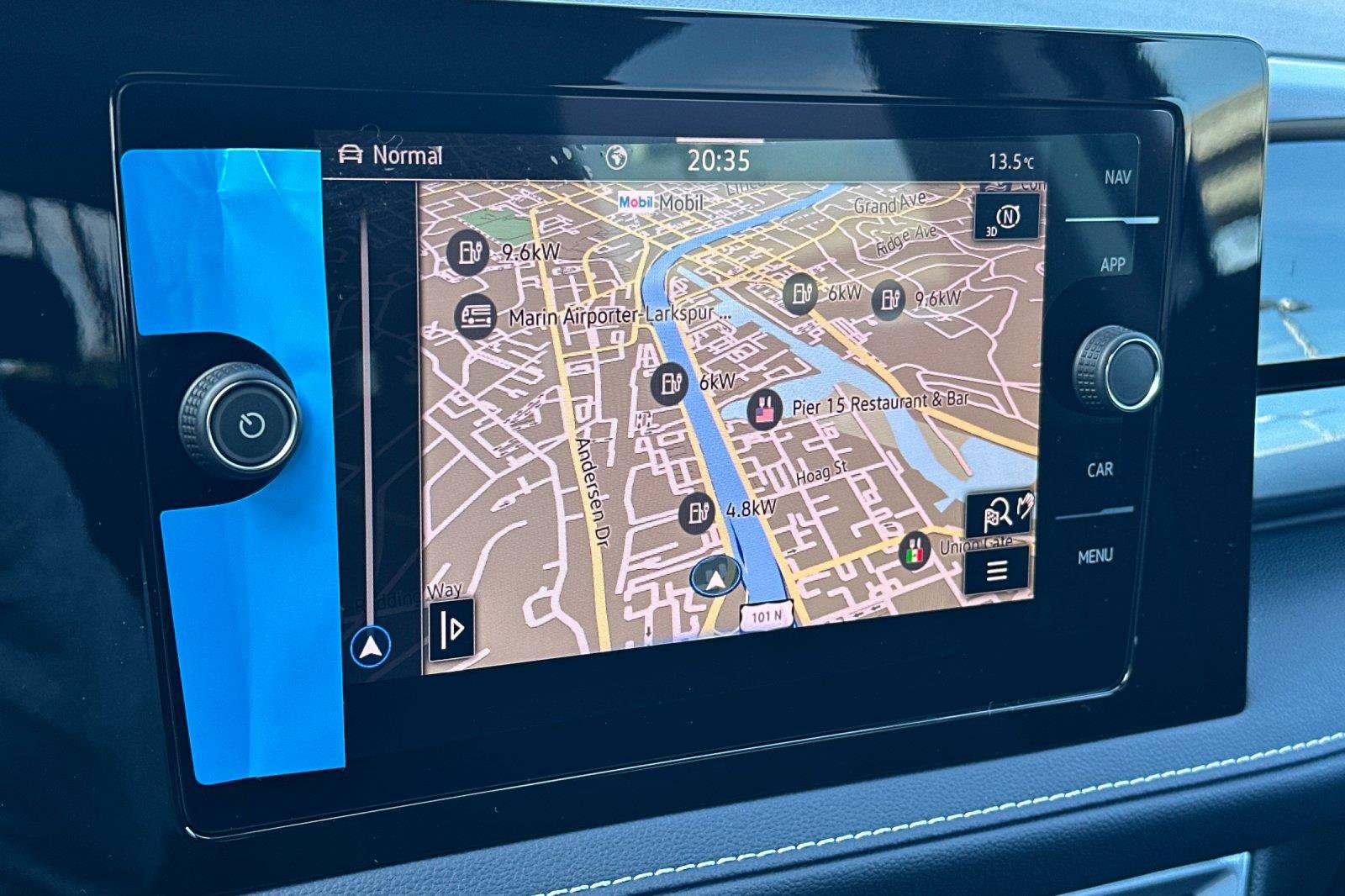 New 2026 Volkswagen Taos SEL image 18