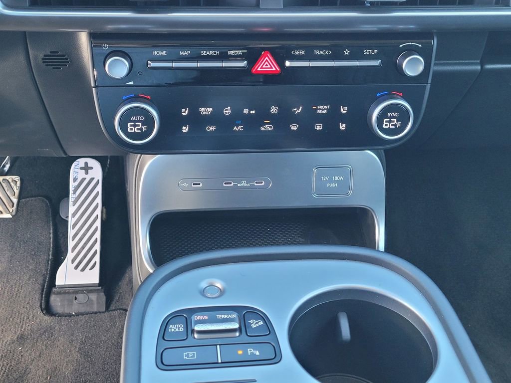 New 2026 Hyundai Ioniq 9 Calligraphy image 18