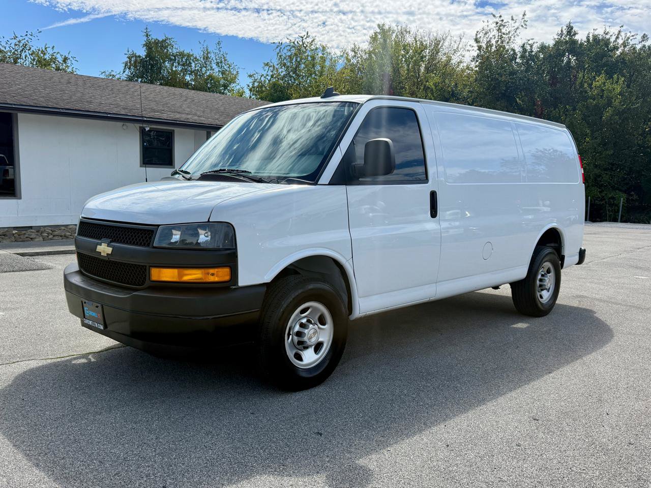 Used 2023 Chevrolet Express 2500 w/ Driver Convenience Package RWD image 8