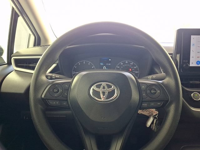 Certified 2025 Toyota Corolla LE FWD image 23