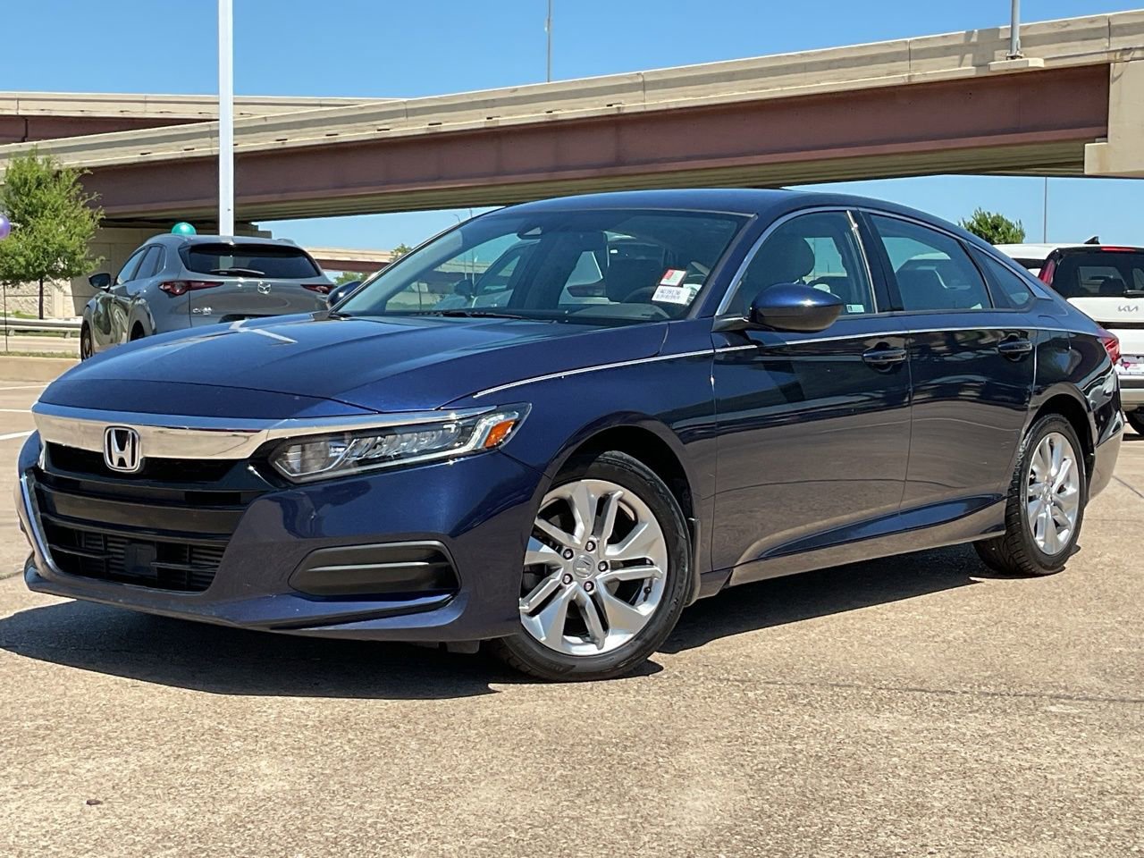 Used 2019 Honda Accord LX image 2