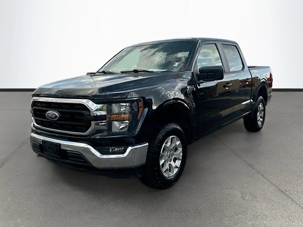 Used 2023 Ford F150 XLT AWD/4WD image 3